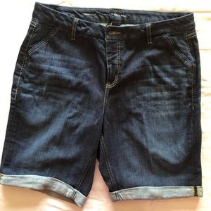 Lane Bryant Bermuda Dark Blue Jean Shorts Size 16
